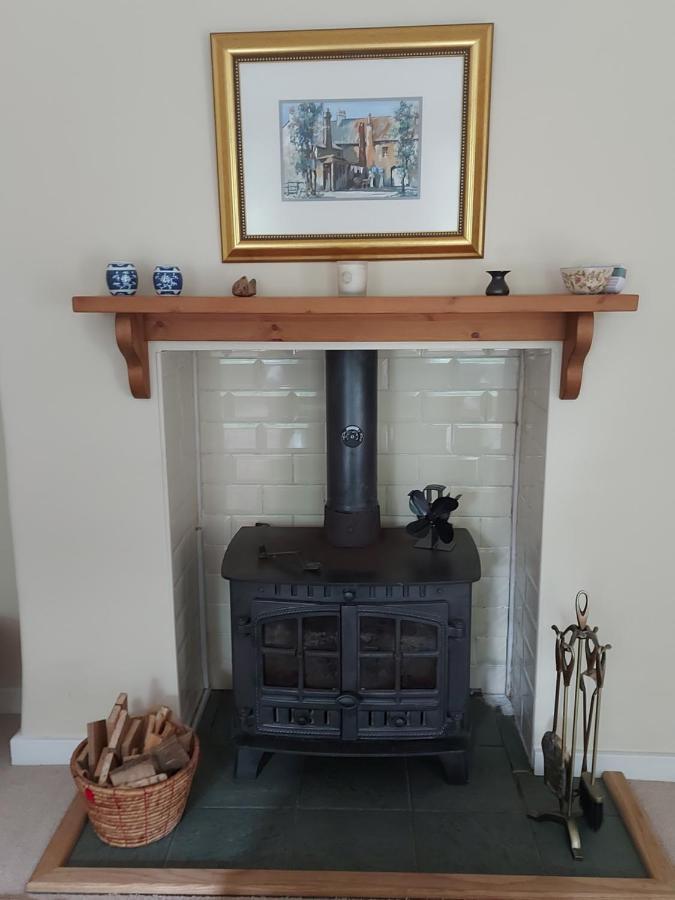 Islay House,Comfortable Home With Private Garden, Pencaitland, East Lothian, Scotland ภายนอก รูปภาพ